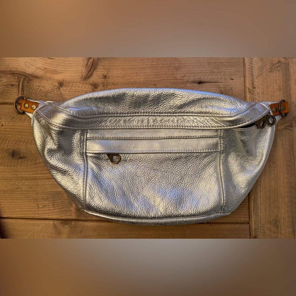 Silver cross your heart sling. Make an offer!